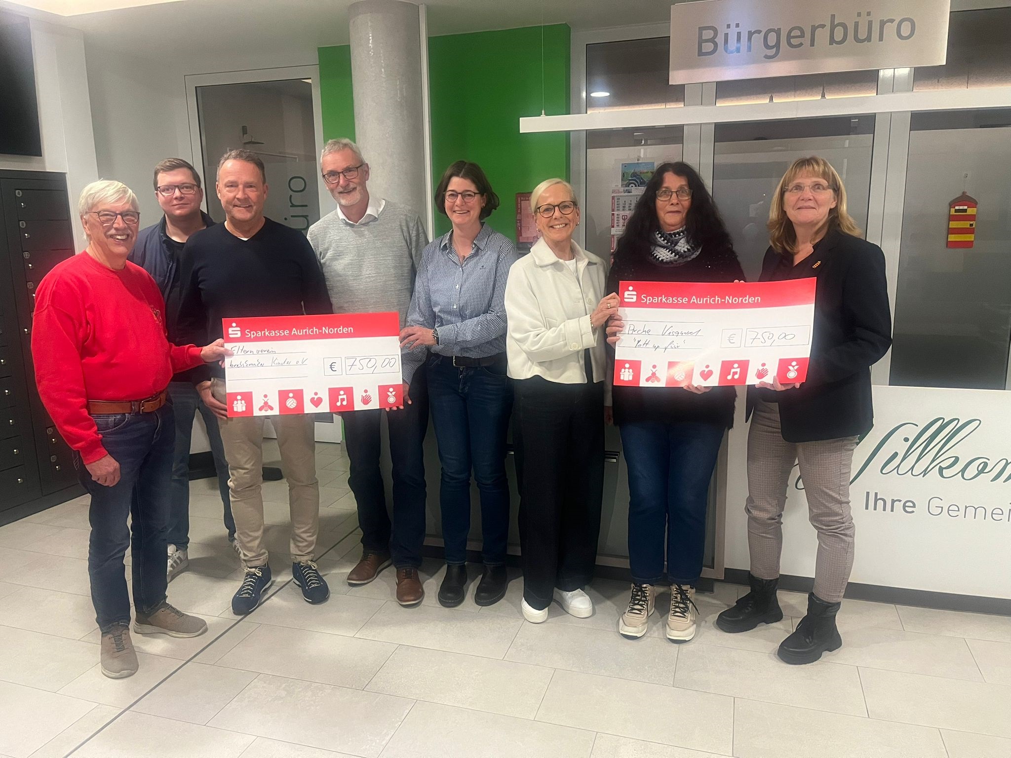 Burgstraßenzauber spendet Erlös für den guten Zweck